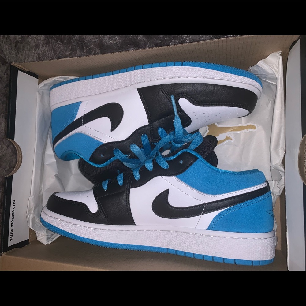 Jordan 1 Low Lazer Blue